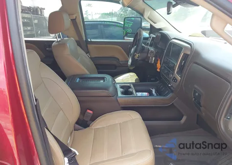 2018 GMC Sierra 2500Hd Denali z USA, uszkodzony, nr VIN 1GT12UEY1JF265996